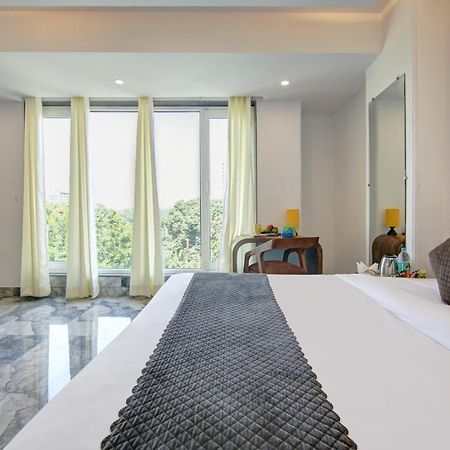 Hotel The Emporio Grand Near Vaishali Metro Station Ghaziabad Esterno foto