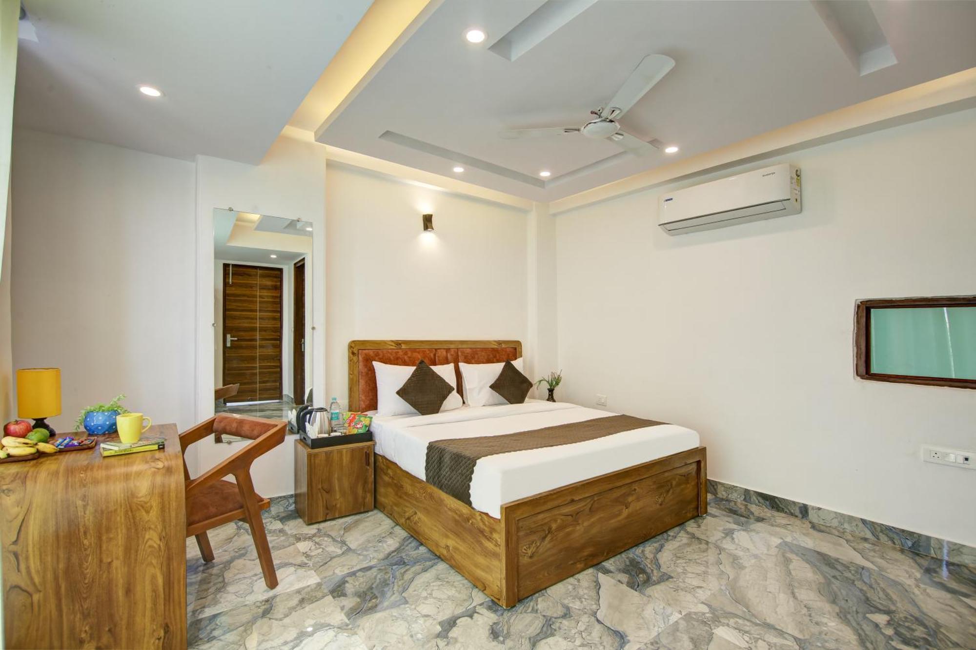 Hotel The Emporio Grand Near Vaishali Metro Station Ghaziabad Esterno foto